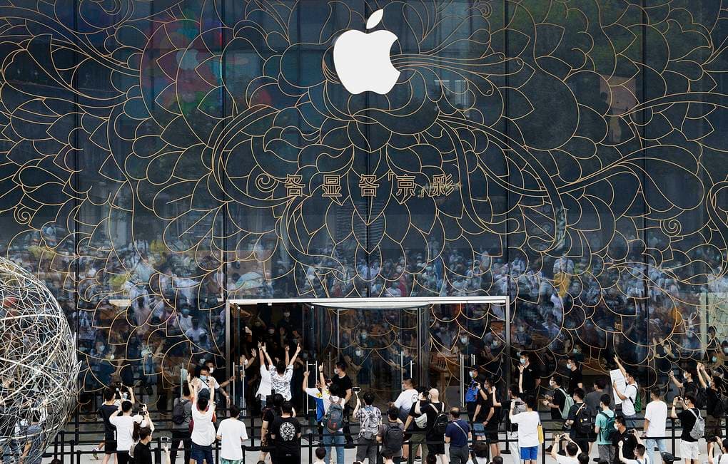 Forbes dünyanın ən qiymətli markalarının reytinqini AÇIQLAYIB