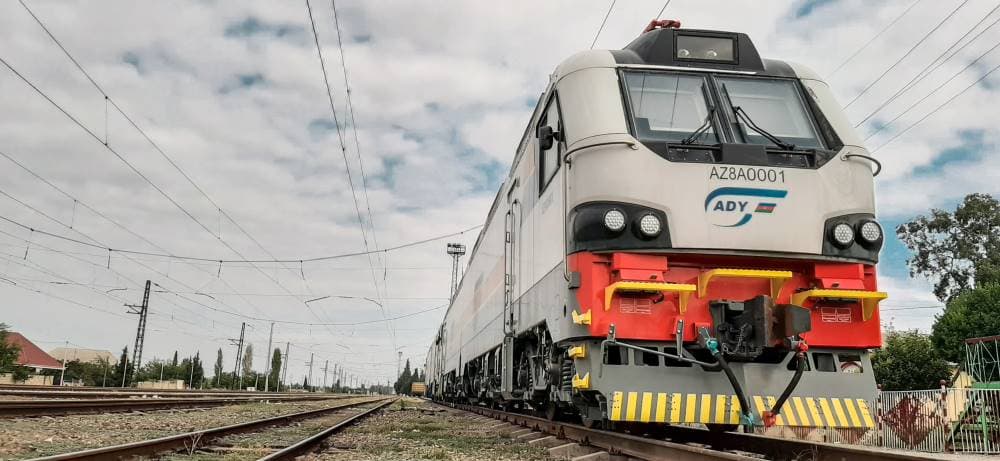 Azərbaycan Dəmir Yolları elektrik təchizatında dəyişən cərəyana keçid edir