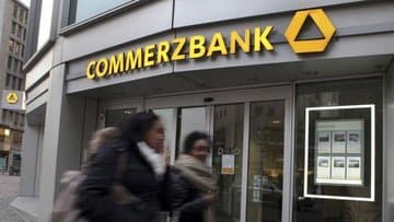 Commerzbank, bu il zərər verəcəyini açıqlayıb