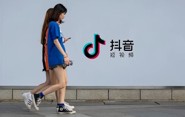 Forbes Tik-tok-da ən çox pul qazananların reytinqini açıqlayıb-SİYAHI