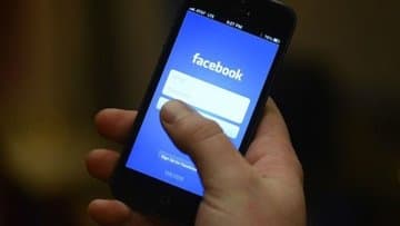 Facebook işçiləri 2021-ci ilin yayına qədər evdən işləyəcəklər