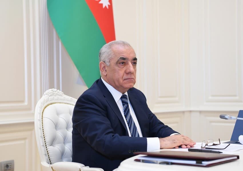 Əli Əsədov SƏRƏNCAM İMZALADI