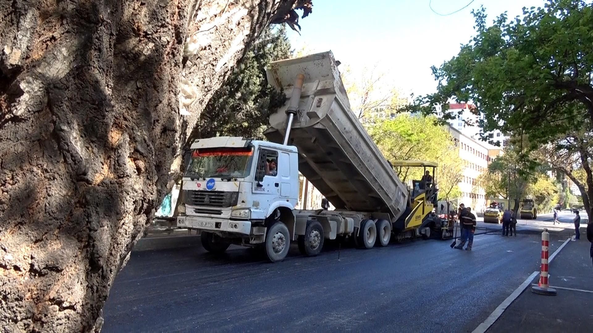 Nərimanov rayonunun yol problemi həll edilir - FOTO