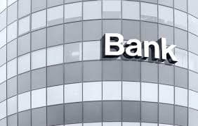 Azərbaycan əhalisinin banklardakı əmanətləri artıb