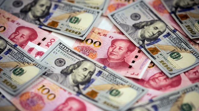 Çin yuanı dollar qarşısında yüksək səviyyəyə qalxdı
