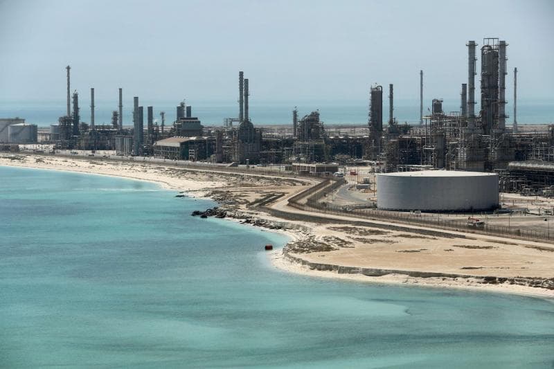 Saudi Aramco ABŞ, Çin və Hindistandakı layihələrə kapital qoyuluşlarını təxirə salır