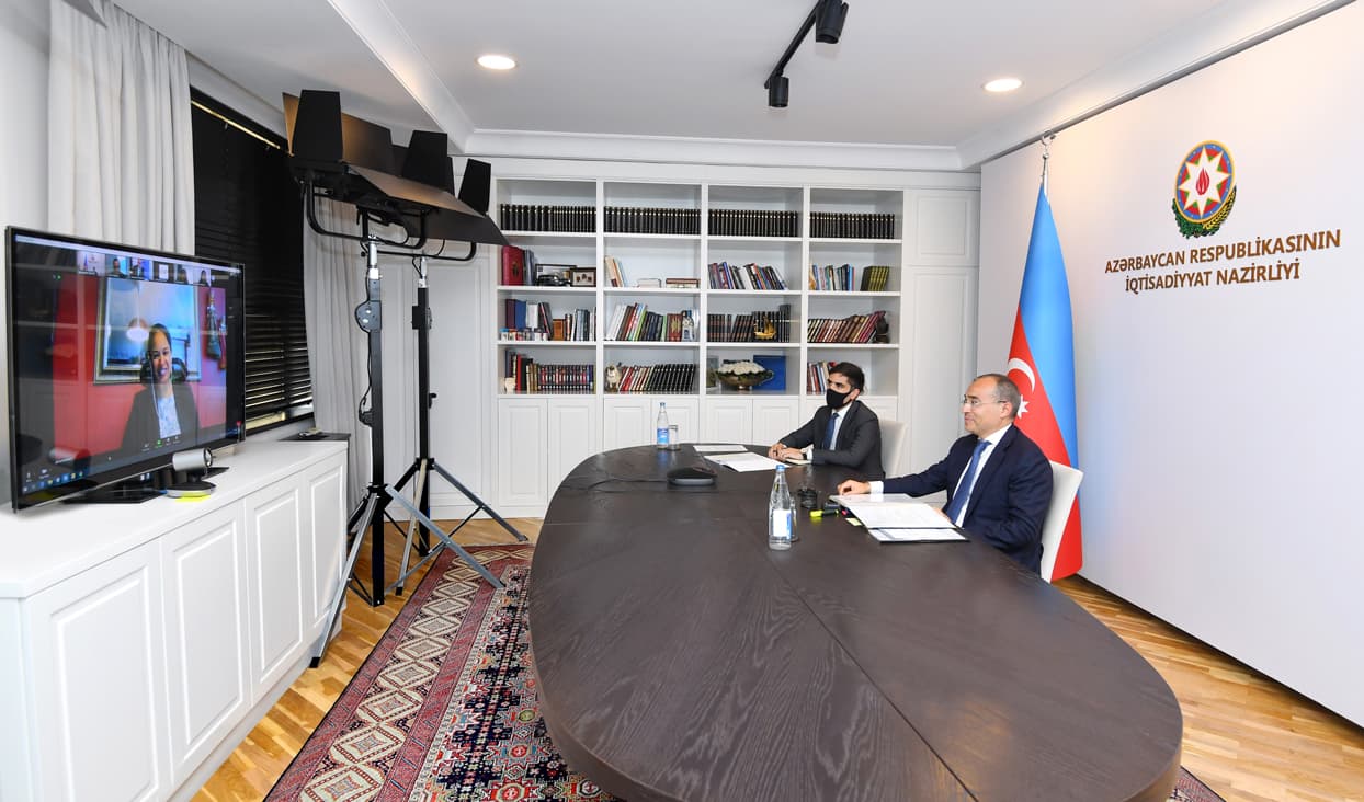 Mikayıl Cabbarov Dünya Bankının regional direktoru ilə görüşüb