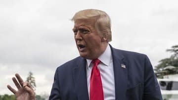 Trump, pandemiya ilə bağlı dövlət proqramından qalan 300 milyard dolları xalqa paylamaq istəyir