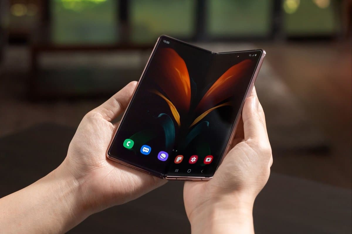 Samsung-un yeni qatlana bilən smartfonu