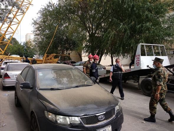 Kranın əzdiyi maşınların və ölən sürücünün sığortasını kim ödəyəcək?