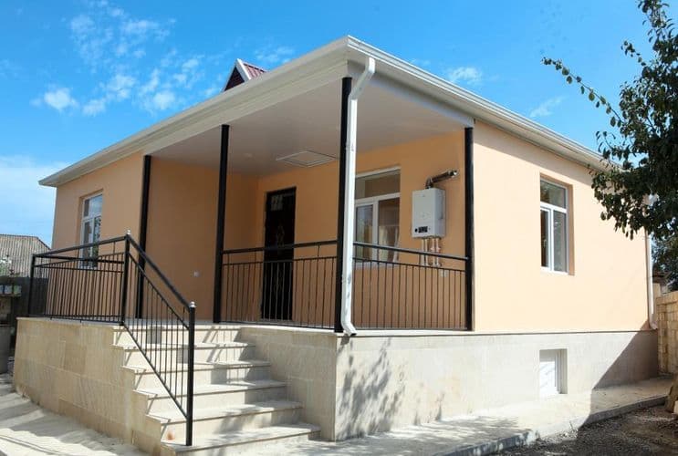 Bir qrup şəhid ailəsi və Qarabağ müharibəsi əlilinə fərdi evlər verilib