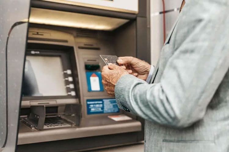 Bakı, Sumqayıt şəhərləri və Abşeron rayonu üzrə pensiyalar artıq ödənilib