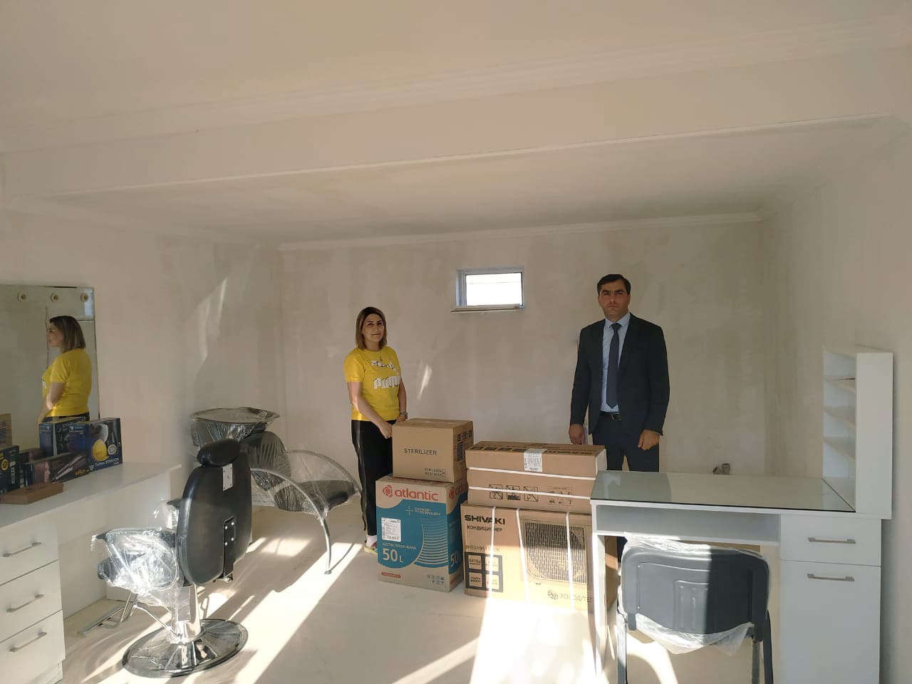 “AccessBank” özünüməşğulluq proqramına dəstək olmaqda davam edir