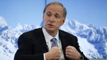 Ray Dalio: Dolların rezerv valyuta mövqeyi risk altındadır