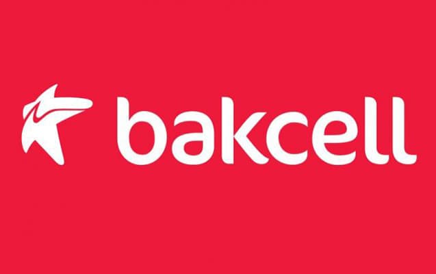 Bakcell neftçiləri təbrik etdi