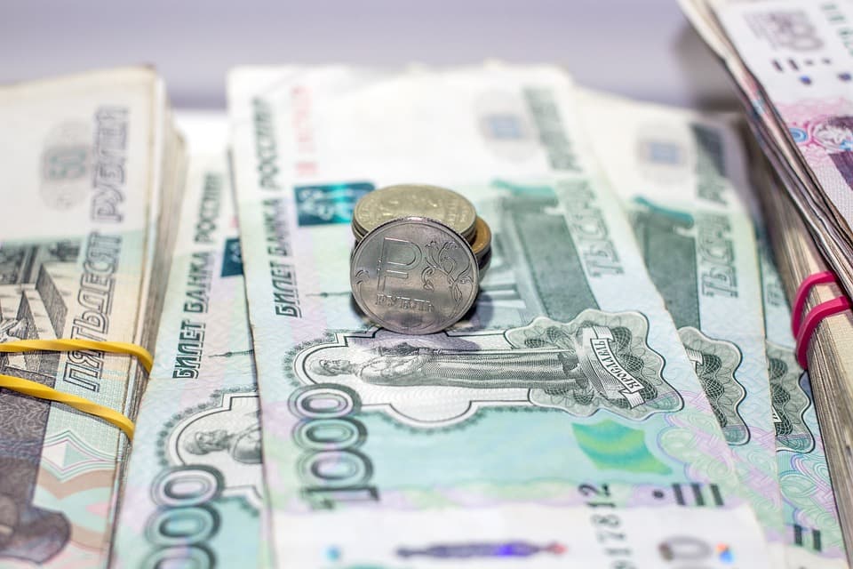 Rusiya sığorta bazarı 9% AZALIB