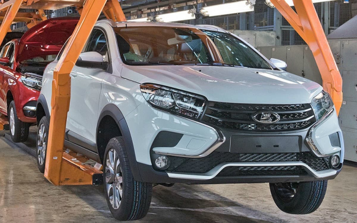 AvtoVAZ 4 günlük iş həftəsinə keçir -SƏBƏB