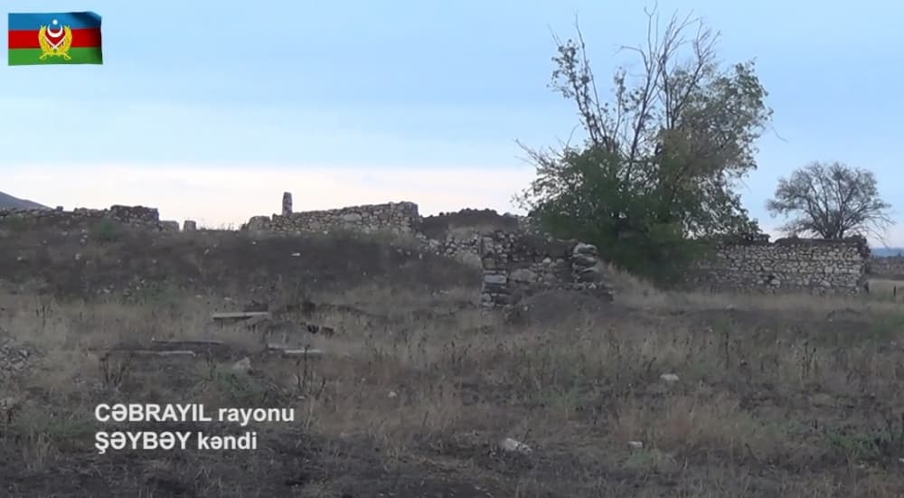 Azərbaycan Müdafiə Nazirliyi işğaldan azad olunan Cəbrayıl rayonunun Şəybəy kəndinin görüntülərini yayıb VİDEO