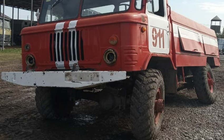 Ermənilər bir neçə hərbi texnikanı və yanğınsöndürən maşını ataraq qaçıblar