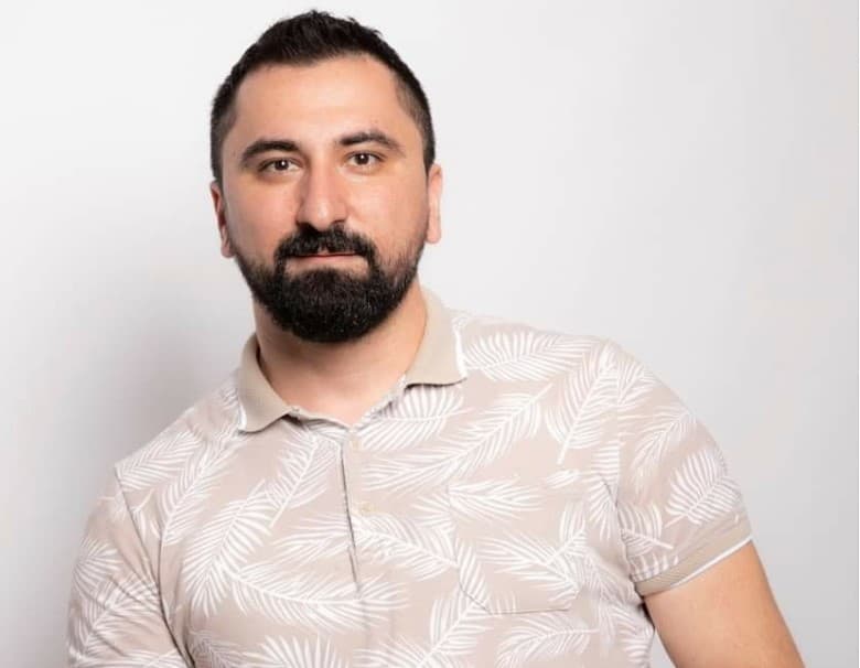 Vüqar Baba: Ağıllı sahibkar bu tip böhranları nəzərə alaraq müxtəlif şaxəli bizneslərə maraqlıdır