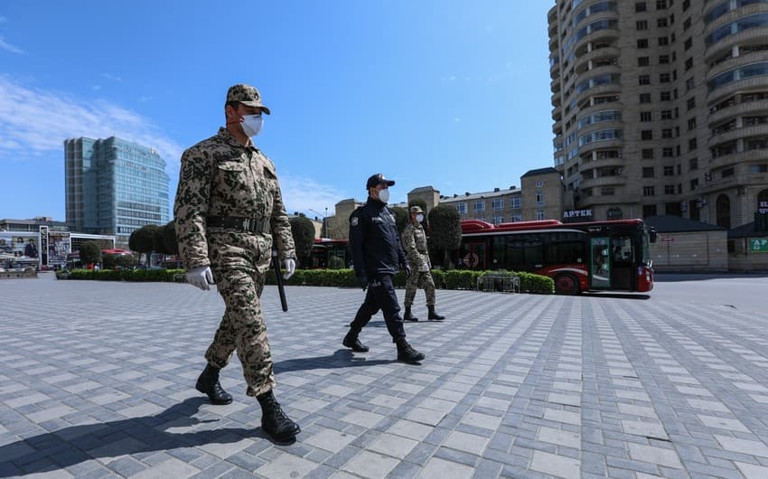 Azərbaycanda karantin rejimi yenidən sərtləşdirilir