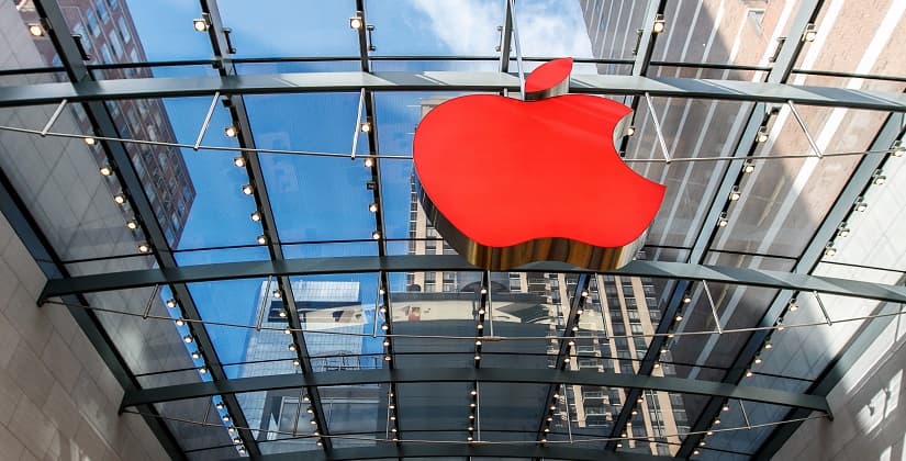 Bloomberg Apple-ın haqsız mənfəətindən danışıb