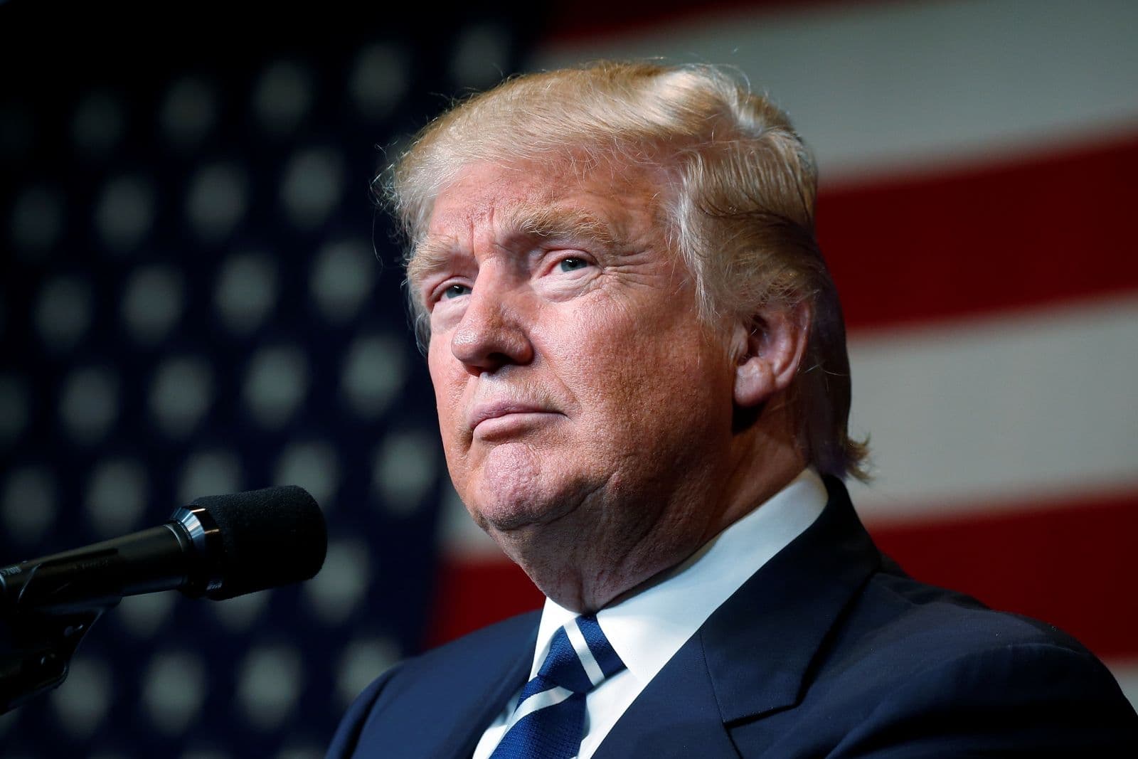 Trump Kanadaya tətbiq edilən alüminium tarifi ilə bağlı geri addım atdı