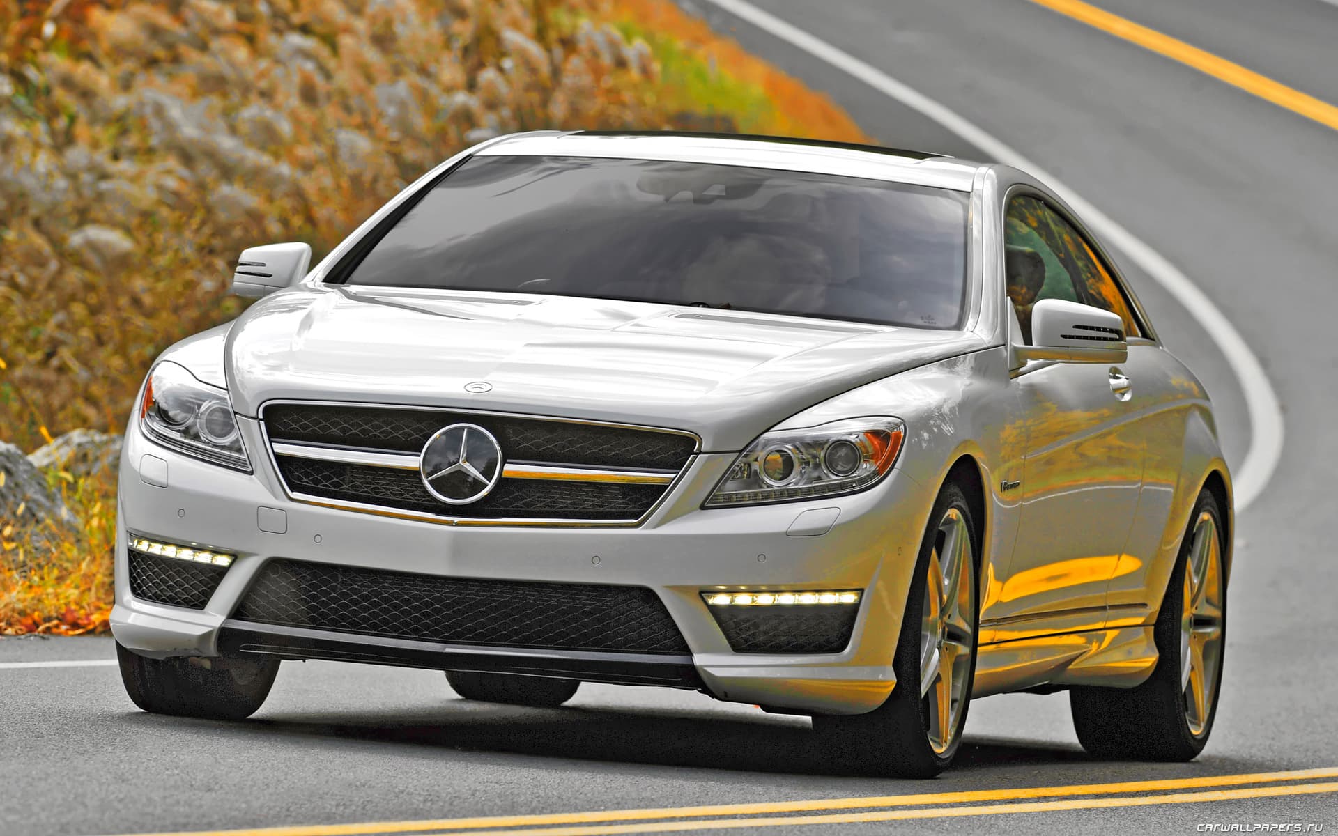 Mercedes-lərin maşın bazarında QİYMƏTLƏRİ