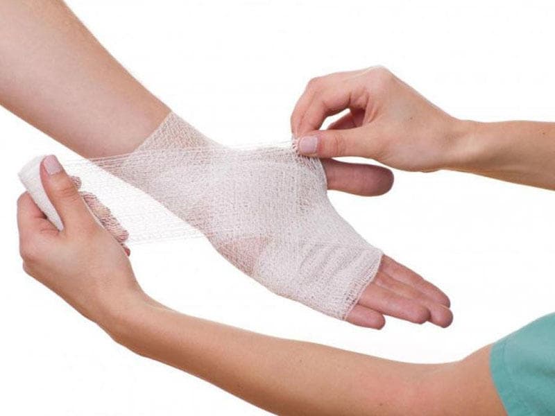 Yanıqlar və ilk tibbi yardım
