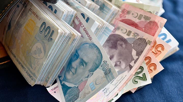 Lirə bahalaşıb