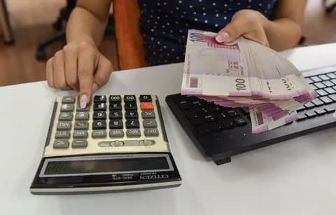 Müdiriniz maaşınızdan sizdən xəbərsiz hansı ödənişləri çıxa bilər?