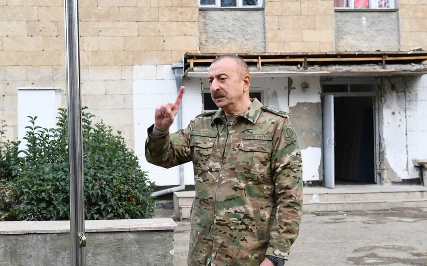 Prezident: Heç bir status haqqında söhbət gedə bilməz, vahid Azərbaycan dövləti var