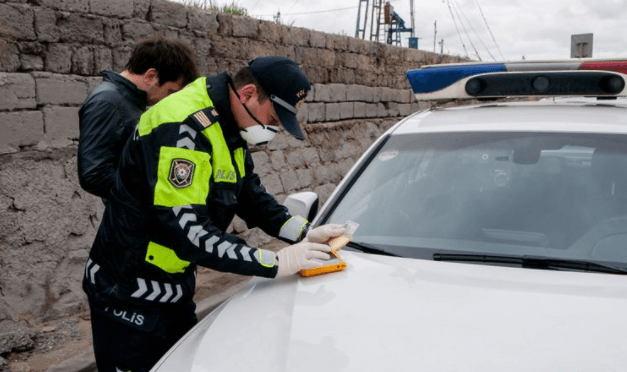 Bu il sürücülərə qaydaları pozduqlarına görə yazılan CƏRİMƏLƏRİN HƏCMİ