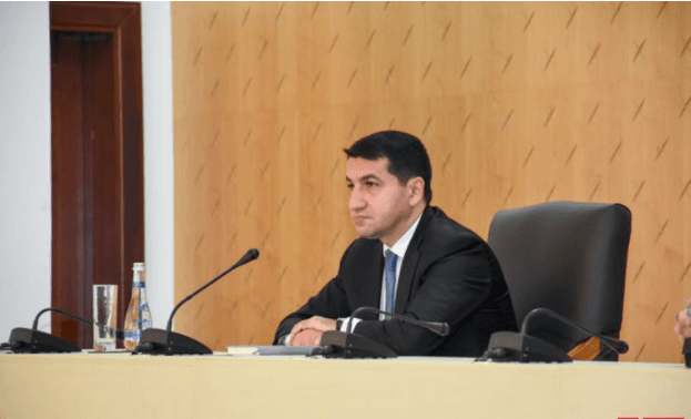 Hikmət Hacıyev: Vətən Müharibəsi ilə bərabər, koronavirusa qarşı mübarizə də davam edir
