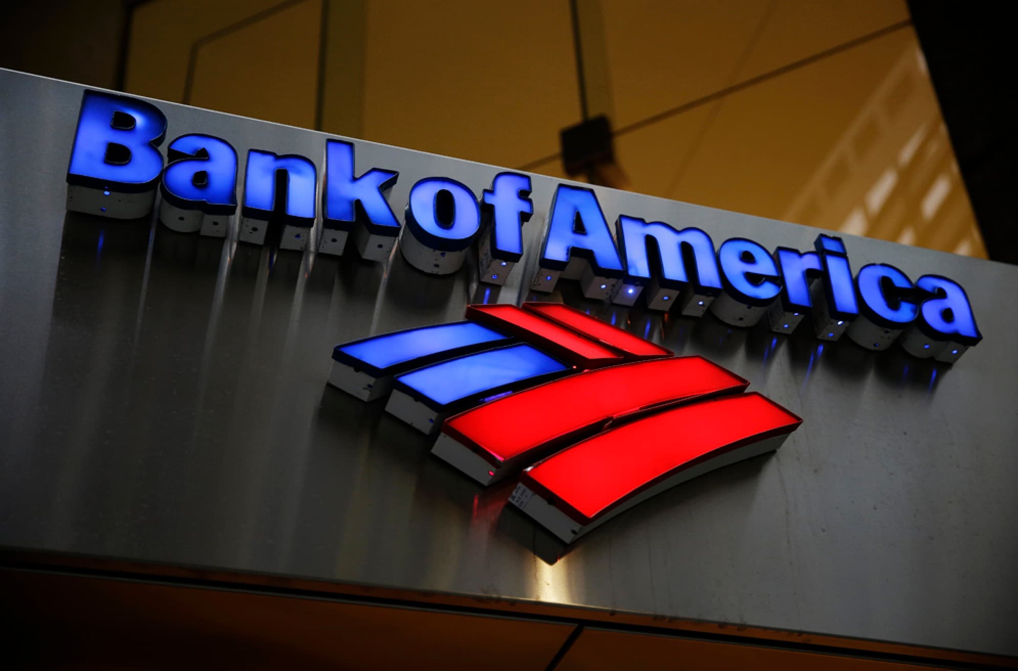 Bank of America: Səhmdar fondları 27 milyard dollar gəlir əldə edib