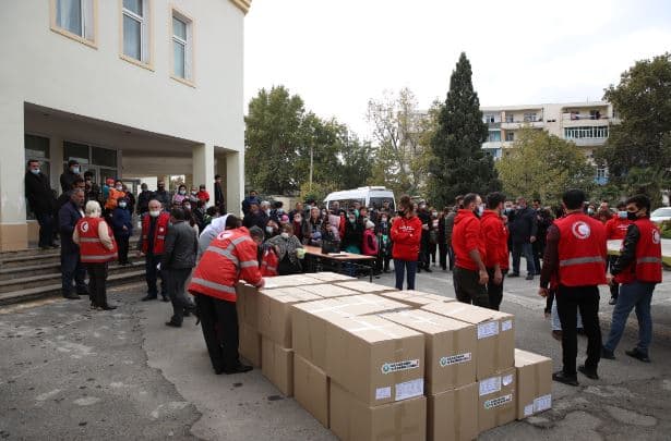 PAŞA Bank əməkdaşları müharibə zamanı zərər çəkmiş dinc əhaliyə dəstək göstərdi