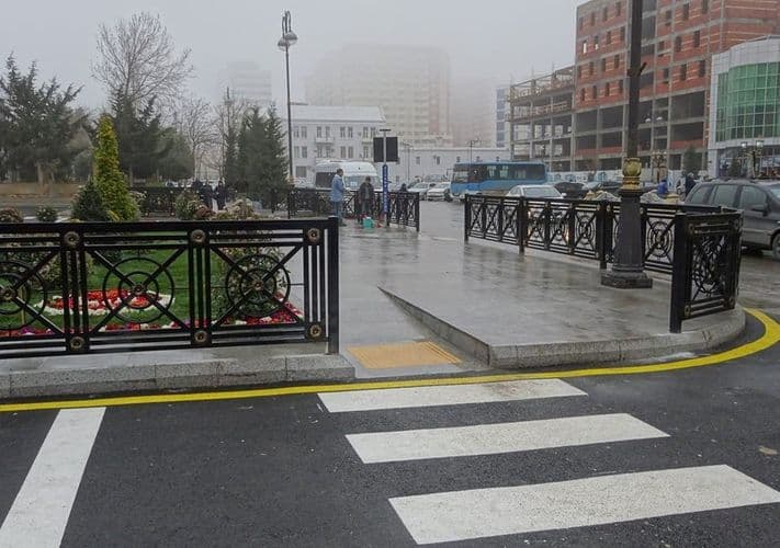 BNA: Bakının 100-dən çox küçəsində panduslar qurulub