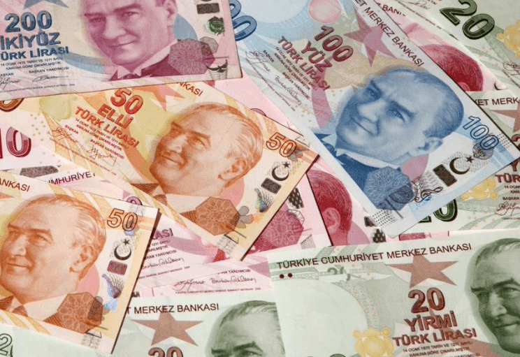 Lirə  bahalaşıb