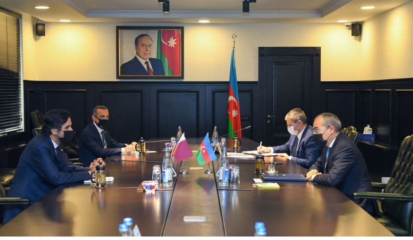 Mikayıl Cabbarov Qətər şirkətlərini Azərbaycana investisiya yatırmağa dəvət edib