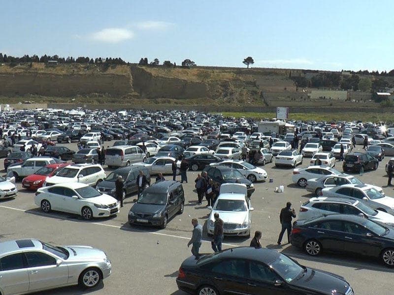 Bu dövrdə Bakıda avtomobillərin qiyməti ucuzlaşacaq