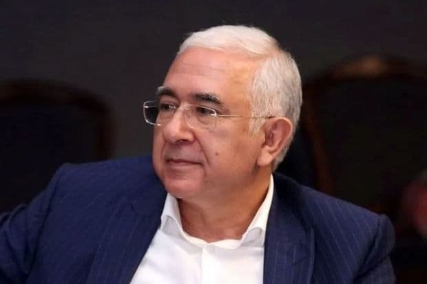Tanınmış vəkil koronavirusdan vəfat etdi