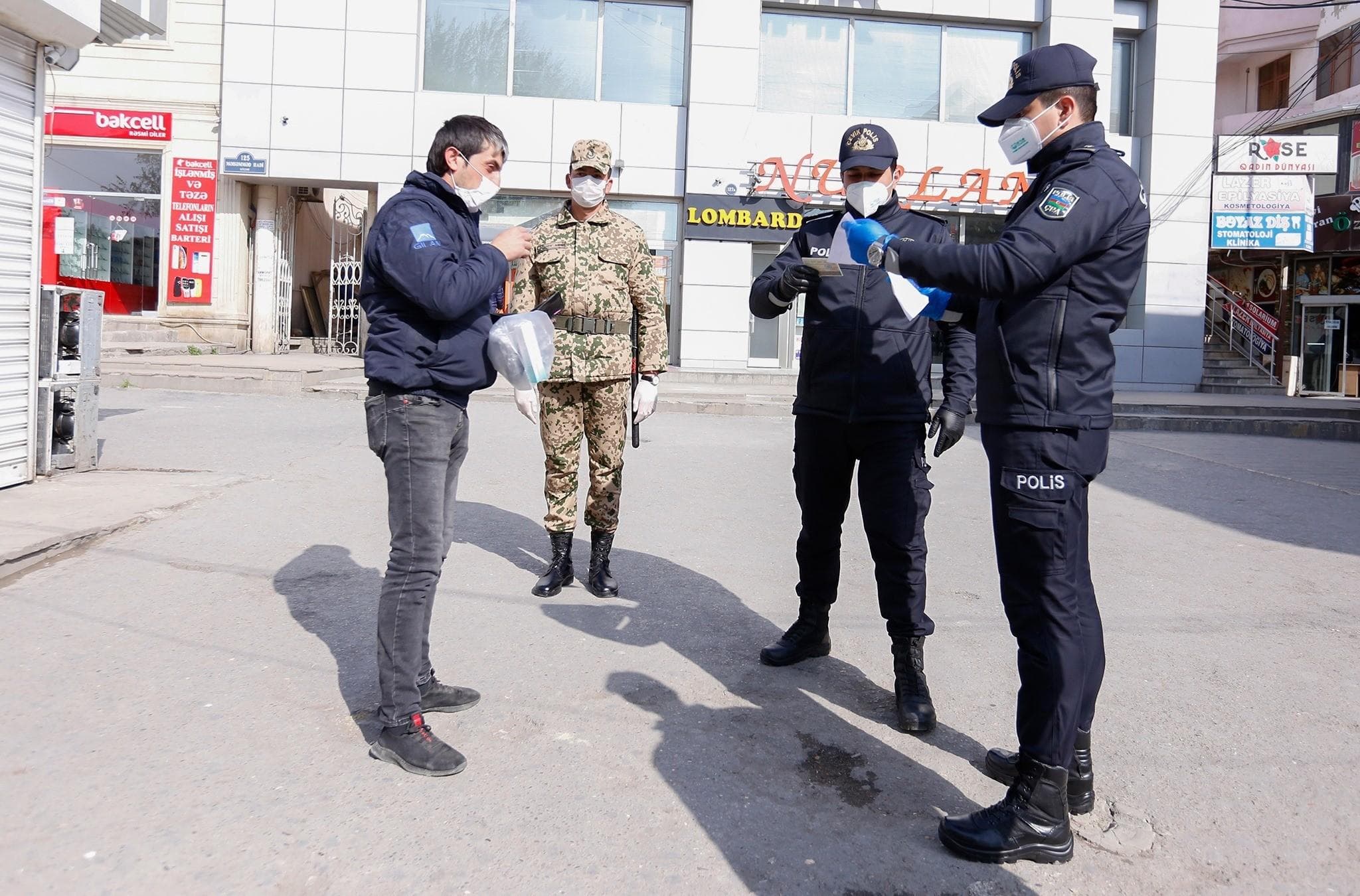 İcazəsi olanlar bu halda evdən çıxa bilər
