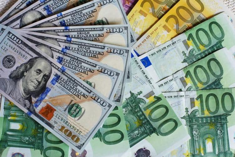 Mərkəzi Bank rəsmi valyuta məzənnələrini açıqlayıb