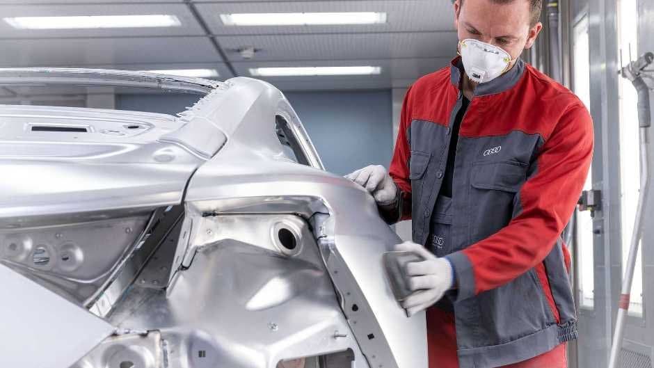 Audi yeni modelin istehsalına BAŞLADI - FOTO