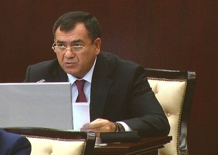 Millət vəkili: “Bu gün bank sektorundakı vəziyyət bütün insanları narahat edir”