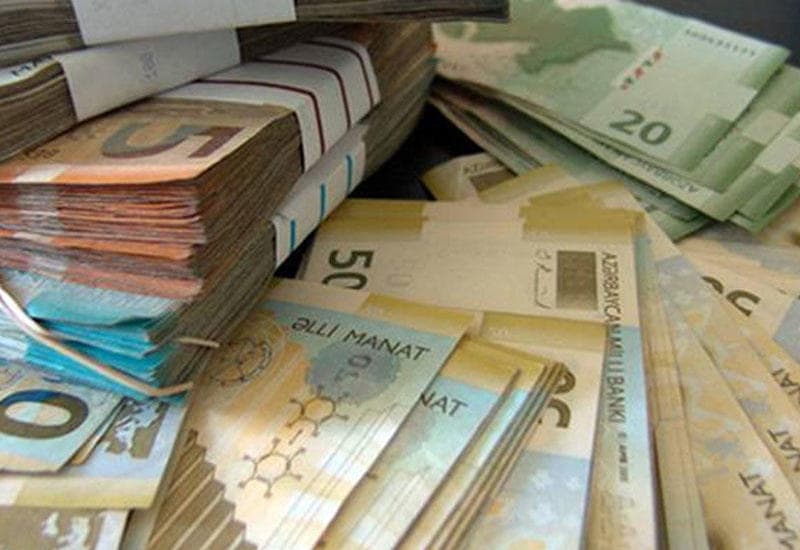 Əhalinin banklarda olan əmanətləri milli valyuta ekvivalentində nə qədərdir? -Məbləğ