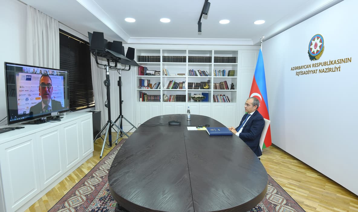 Pandemiyanın iqtisadiyyata mənfi təsirlərin minimuma endirilməsi ilə bağlı islahatlar müzakirə olunub