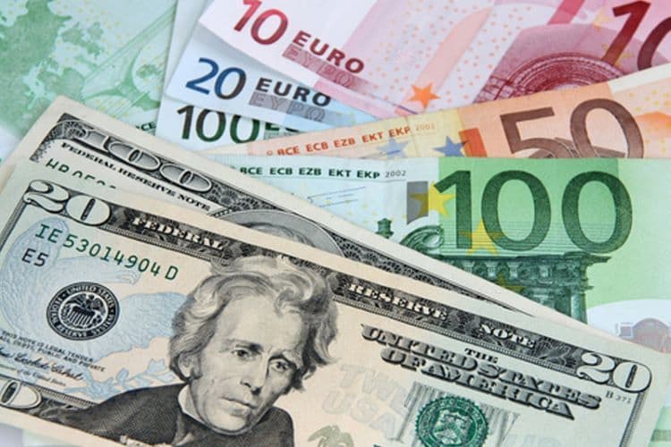 Mərkəzi Bank rəsmi valyuta məzənnələrini açıqlayıb
