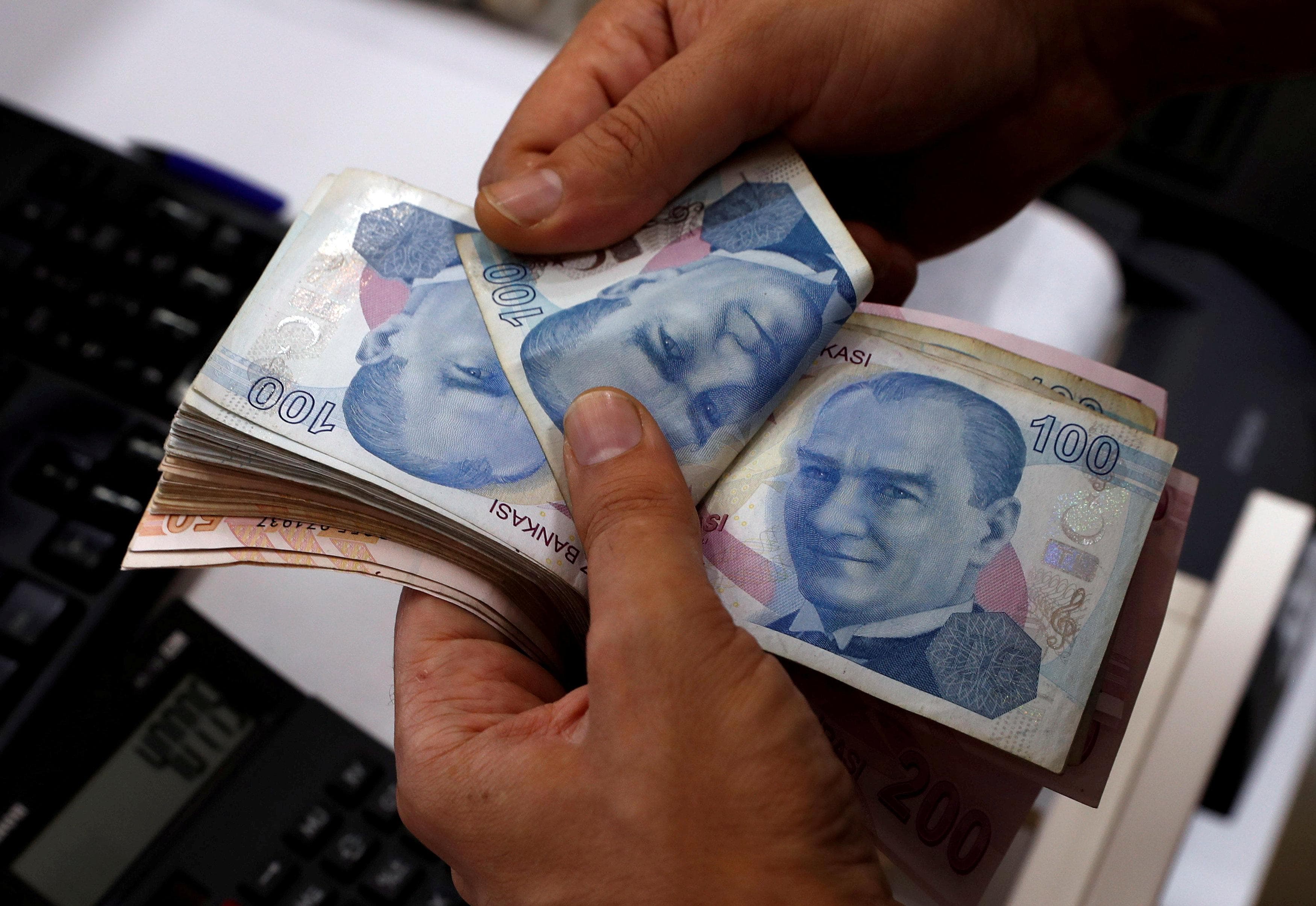 Türkiyədə minimum əməkhaqqı bu qədərdir