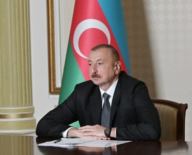 Silahlı Qüvvələrin hərbi qulluqçuları “Hərbi xidmətlərə görə” medalı ilə təltif edilib - SİYAHI